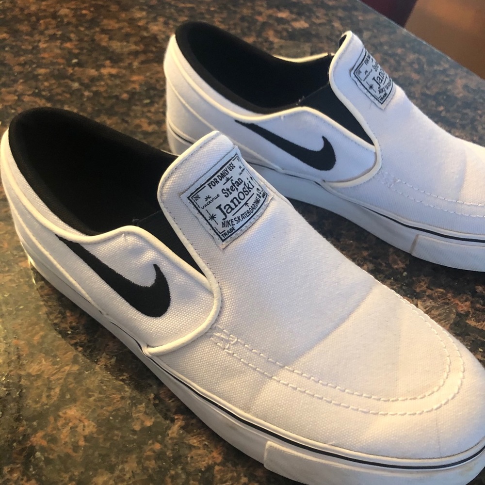 SOLD❗️Stefan Janoski Nike Sneakers - Picture 2 of 6